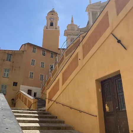 Queen Riviera : Climatisation, Parking, Terrasse *