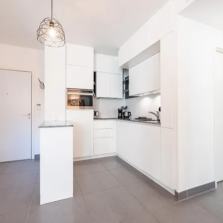 Queen Riviera : Climatisation, Parking, Terrasse Menton