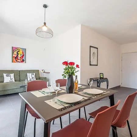 Appartement Queen Riviera : Climatisation, Parking, Terrasse *