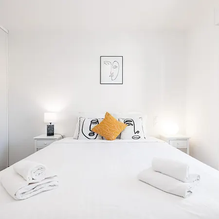 Queen Riviera : Climatisation, Parking, Terrasse *