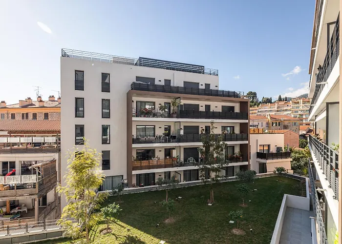 Queen Riviera : Climatisation, Parking, Terrasse